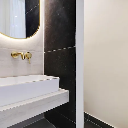 Exceptional Studio Place Des Vosges Marais Apartment *