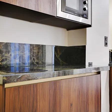 Exceptional Studio Place Des Vosges Marais Apartment